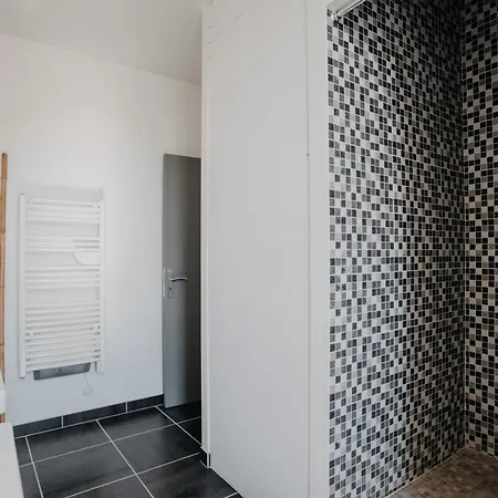 Coeur De #h1 - Privee Dans Partage - Wifi & Netflix - Centre & Transports - Machine A Laver شوليه