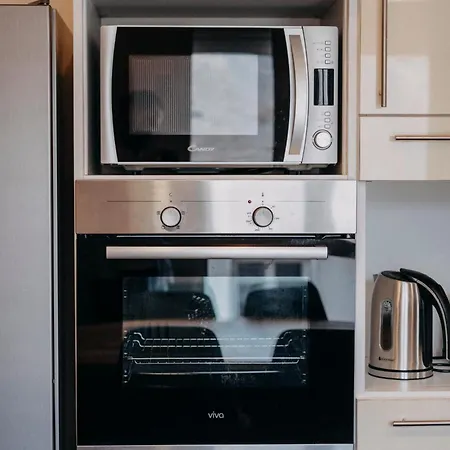 Coeur De #h1 - Privee Dans Partage - Wifi & Netflix - Centre & Transports - Machine A Laver بيت ضيافة