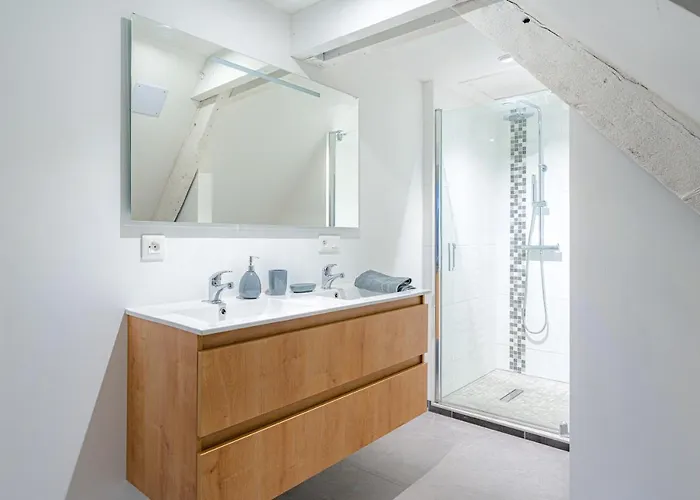 Coeur De #h1 - Privée Dans Partagé - Wifi&netflix - Centre Ville&transports - Machine à Laver Cholet