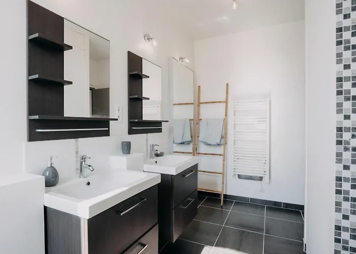 Coeur De #h1 - Privée Dans Partagé - Wifi&netflix - Centre Ville&transports - Machine à Laver